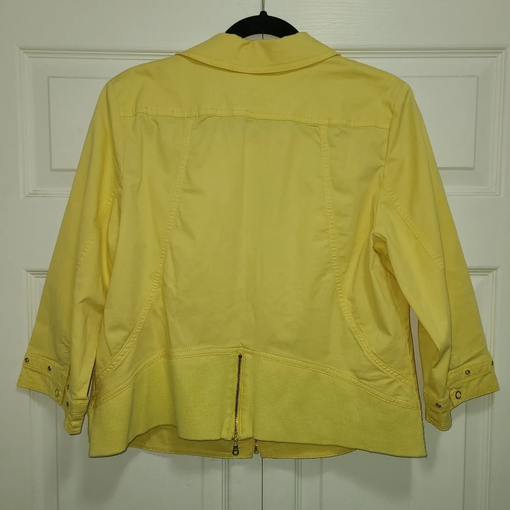 Chico's Yellow Jacket Coat with Collared Neckline‎ and 3/4 Sleeves Size 2